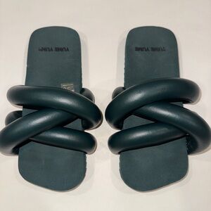 Twisted Black Slide Sandals